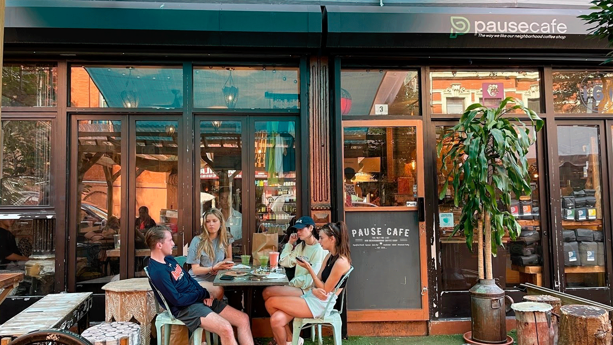 Pause Cafe